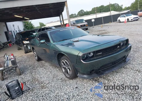 2013 Dodge Challenger Sxt z USA, uszkodzony, nr VIN 2C3CDYAG0DH645605
